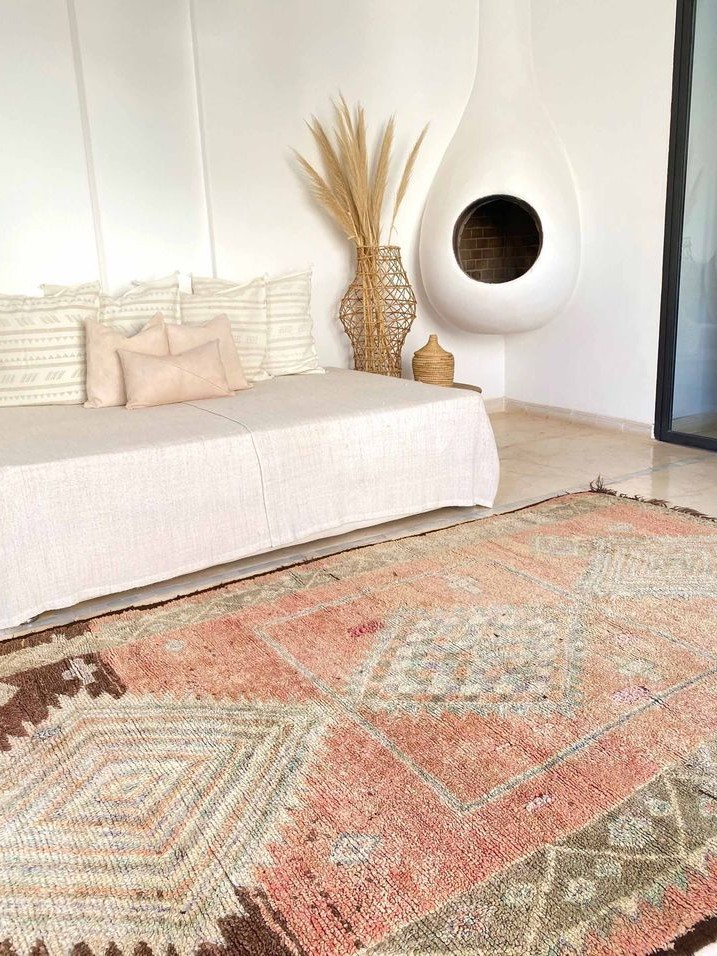 Traditional Moroccan rug patterns and natural wool materials - IZRIN authentic artisan rugs