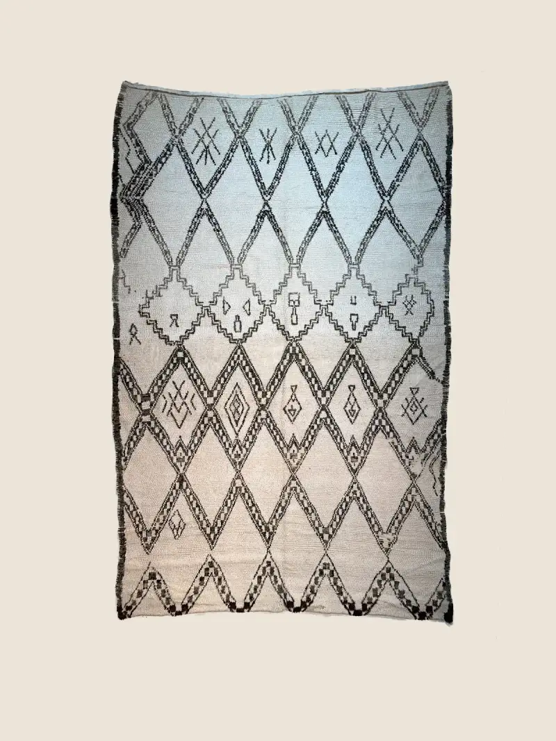 Vintage Beni Ourain rug 180×280cm, handwoven charcoal wool with geometric diamond pattern