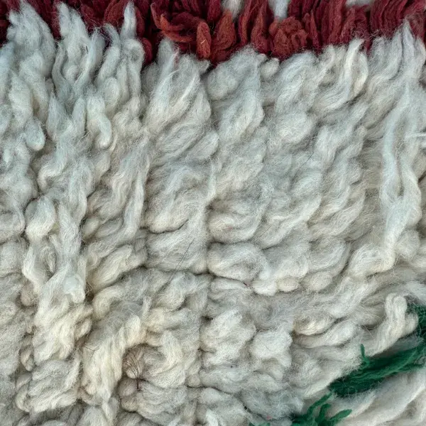 A light gray color swatch from the green family, part of the Atlas product line.
